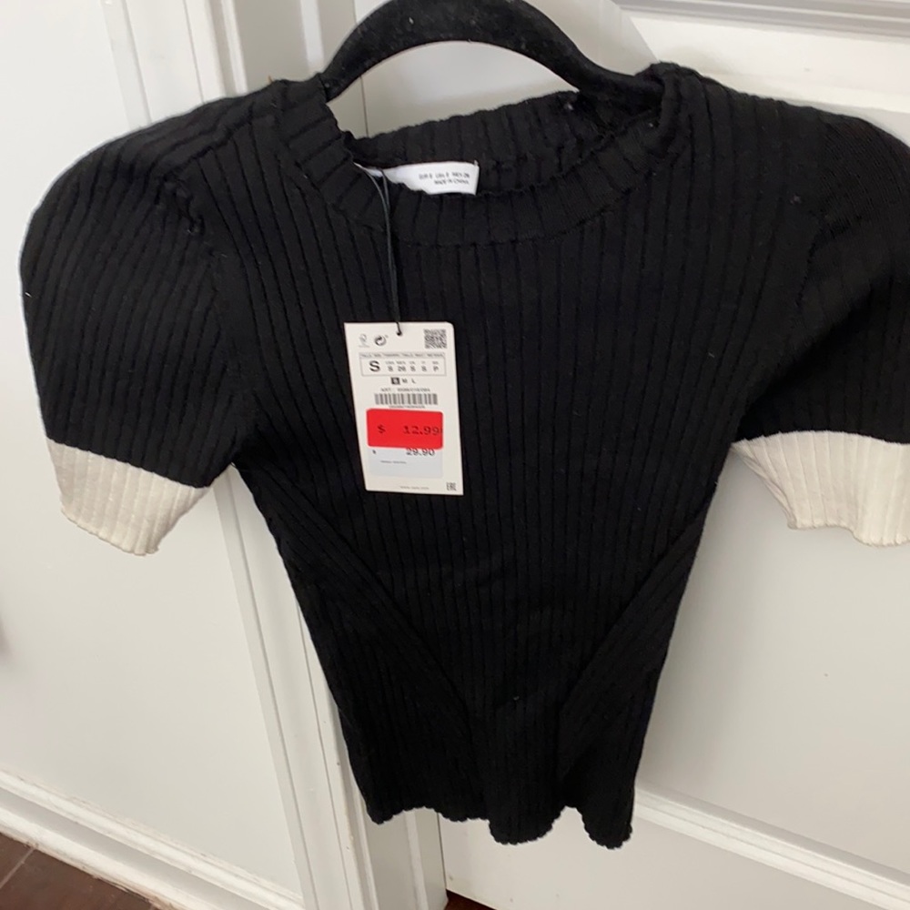 Zara short sleeve rib knit sweater. Size s NWT